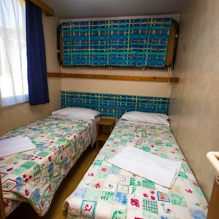 Dom wakacyjny Mobilehomes In Banjole/istrien 10775